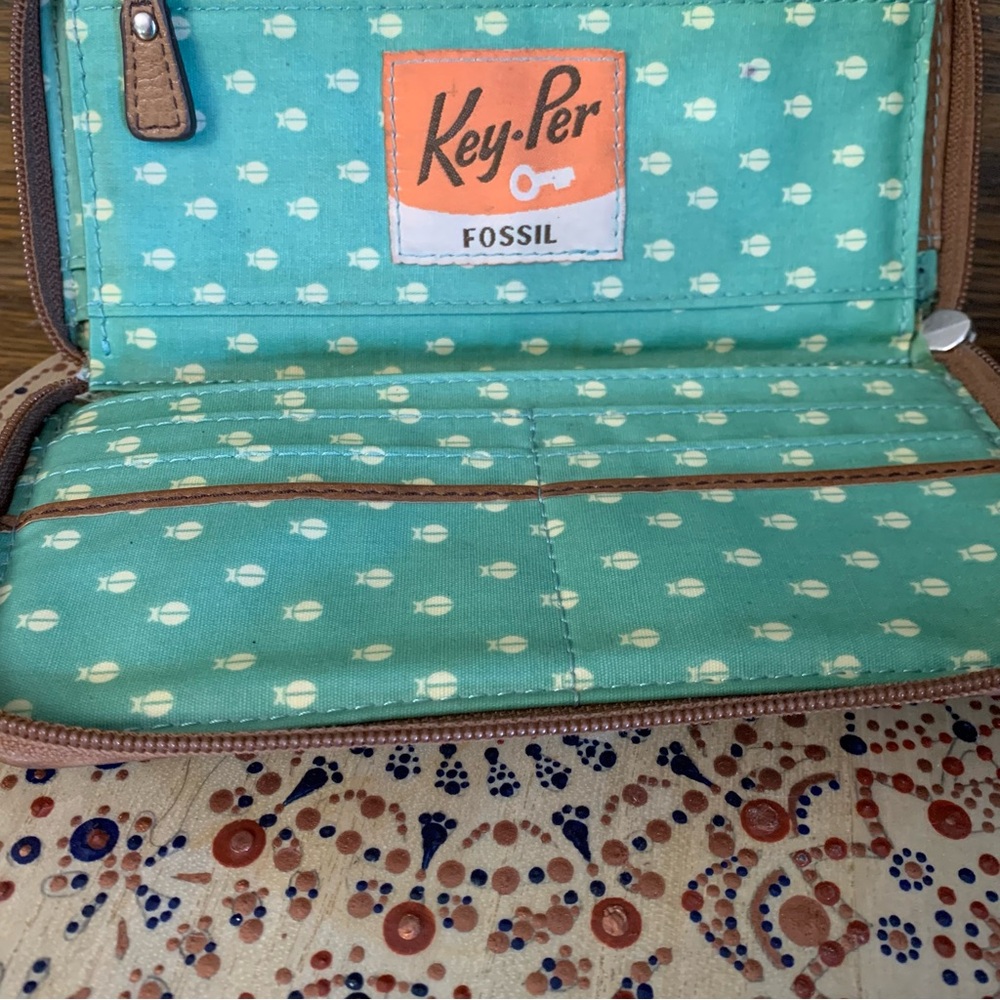 Fossil Key-Per Wallet - Picture 7 of 11